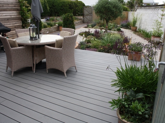 Piranha Hunter Reversable Decking